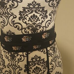 White House black market embroidered obi belt New